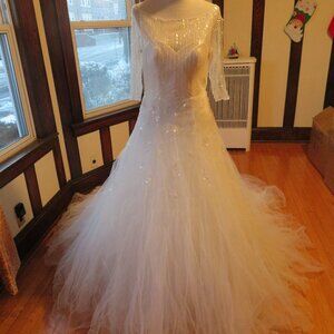 San Patrick by Pronovias Wedding Dress